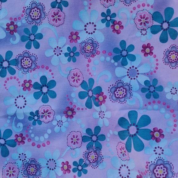 Scrub top - Picture 6 of 8